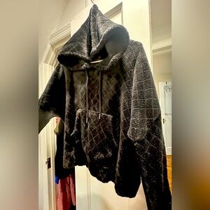 Cozy Black Quilted Hoodie